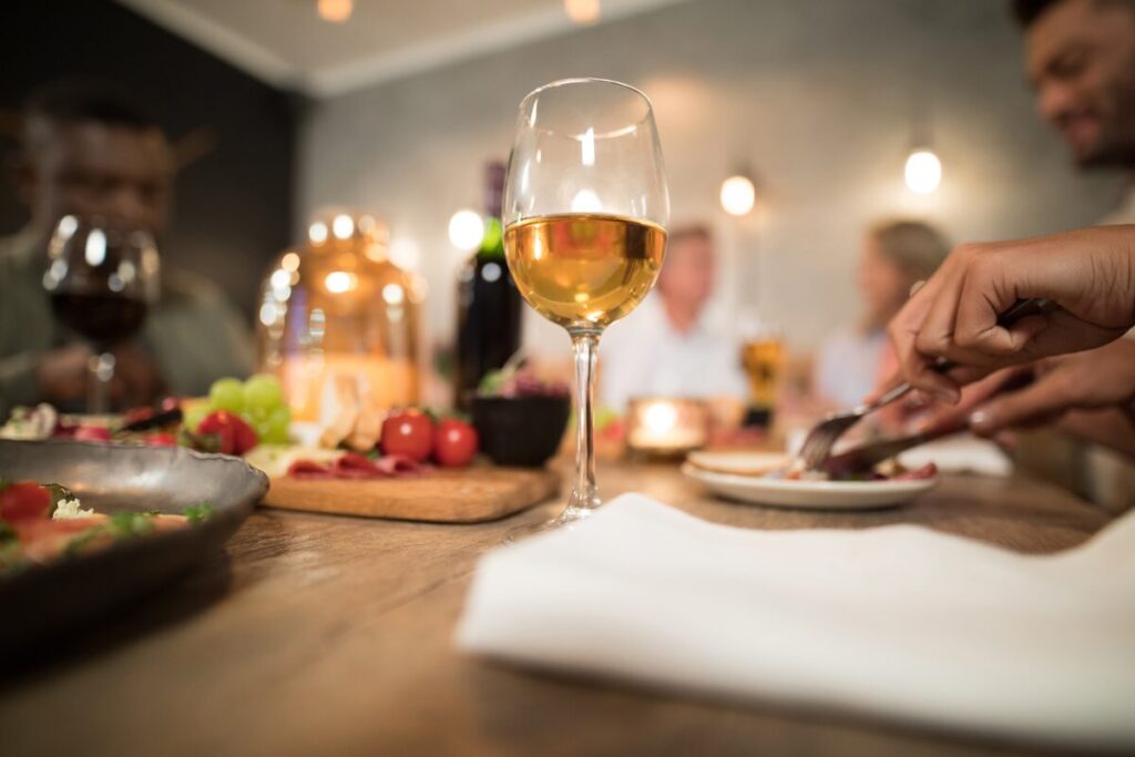 A Food Lover’s Guide to the Best Dining in Rio Bravo Country Club: Hidden Gems and Must-Try Spots